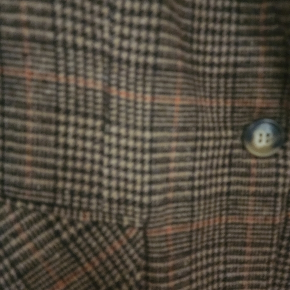 Ebossy Plaid Blazer – New With Tags 🤎.pit To Pit 18" - Picture 7 of 7